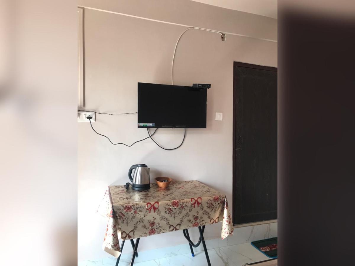 Living Roots Lodge Cserrapundzsi Kültér fotó